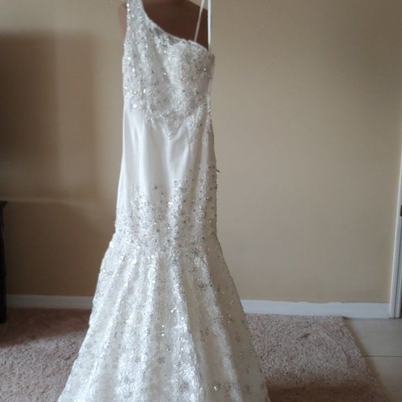 New Christopher Henry White Mermaid Wedding Dress - Picture 3 of 5